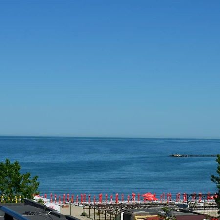 Belleview Residence Mamaia Esterno foto